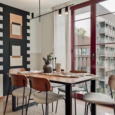 דירה Kabatas - 3 Bedrooms And Patio In Eixample Dreta
